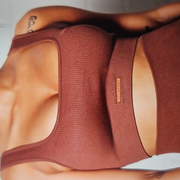 Fashionnova 2pc Sports Bra - Picture 6 of 6